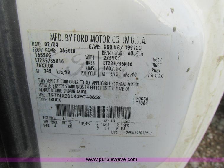 image for item AW9800 2004 Ford F250 Super Duty XL SuperCab pickup truck