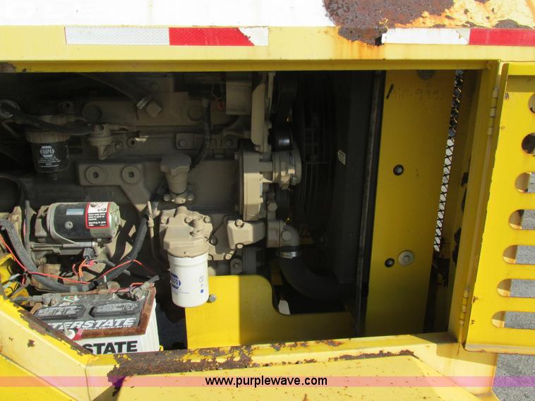 image for item AW9805 2005 Superior DT80J broom