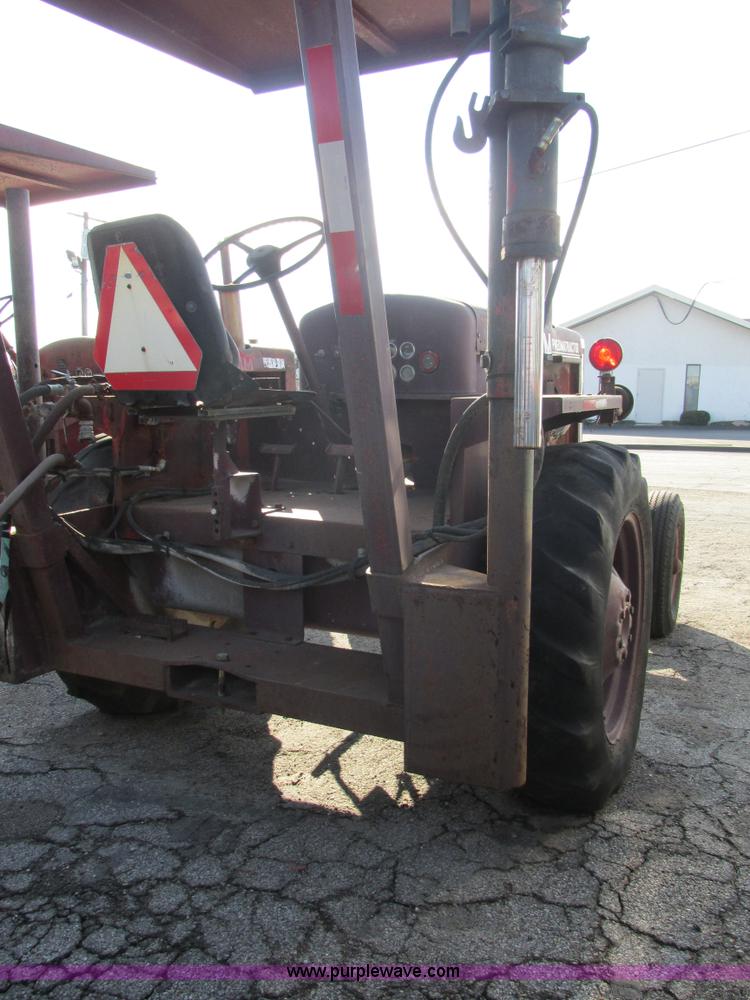 image for item AW9806 (4) Schramm 160 Pneumatractors