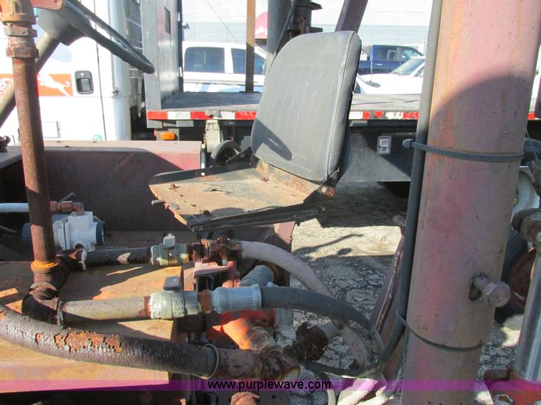 image for item AW9806 (4) Schramm 160 Pneumatractors