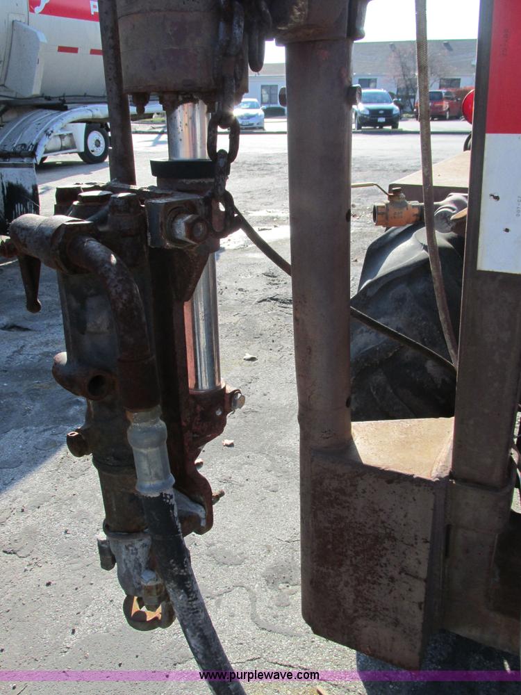 image for item AW9806 (4) Schramm 160 Pneumatractors