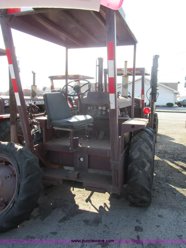 image for item AW9806 (4) Schramm 160 Pneumatractors