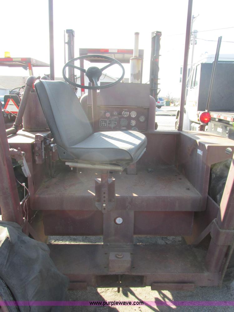 image for item AW9806 (4) Schramm 160 Pneumatractors