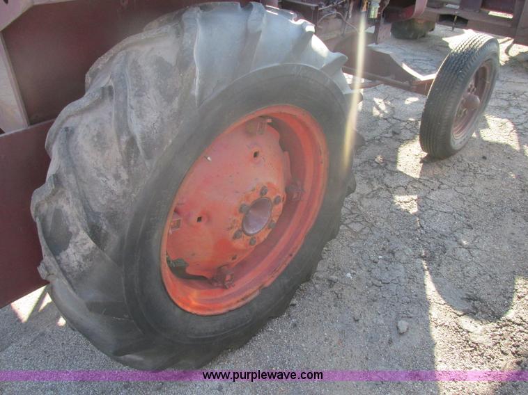 image for item AW9806 (4) Schramm 160 Pneumatractors