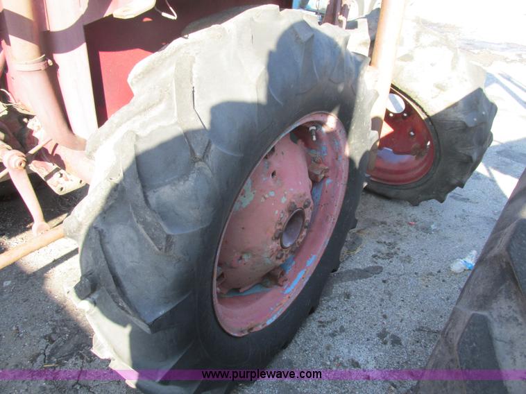 image for item AW9806 (4) Schramm 160 Pneumatractors