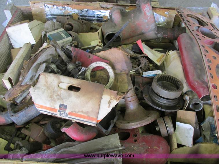 image for item AW9806 (4) Schramm 160 Pneumatractors