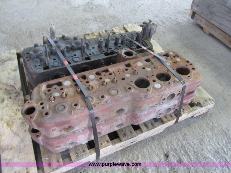 image for item AW9806 (4) Schramm 160 Pneumatractors