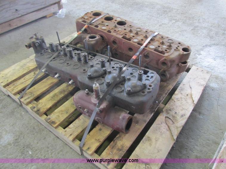 image for item AW9806 (4) Schramm 160 Pneumatractors