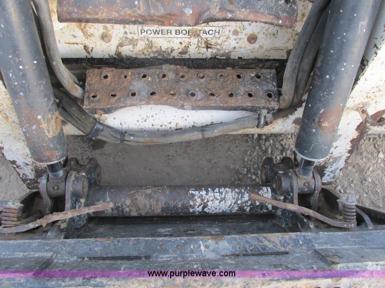 image for item AW9820 2006 Bobcat T250 skid steer