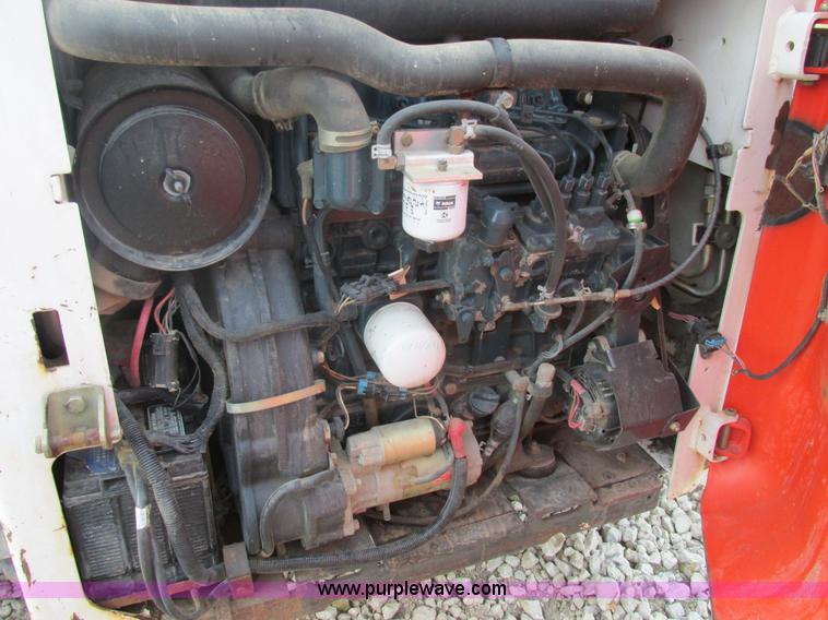 image for item AW9820 2006 Bobcat T250 skid steer