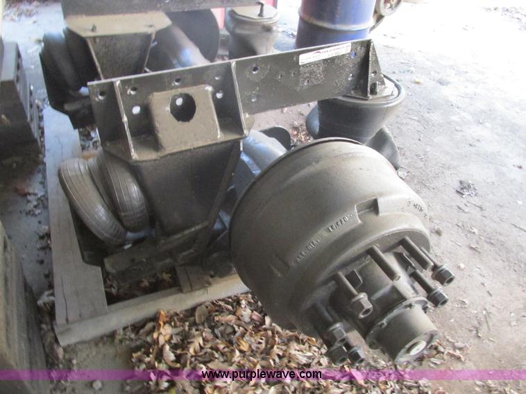 image for item AW9821 Air tag axle