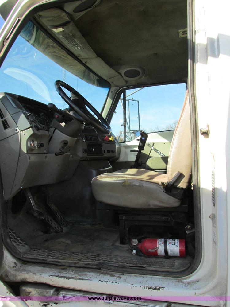 image for item AW9825 1998 Ford Sterling dump truck