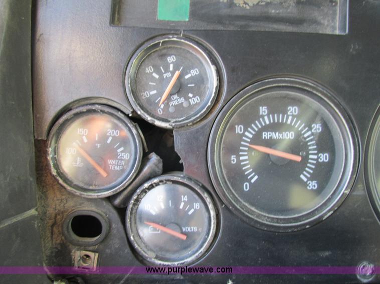 image for item AW9825 1998 Ford Sterling dump truck