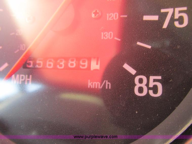 image for item AW9825 1998 Ford Sterling dump truck