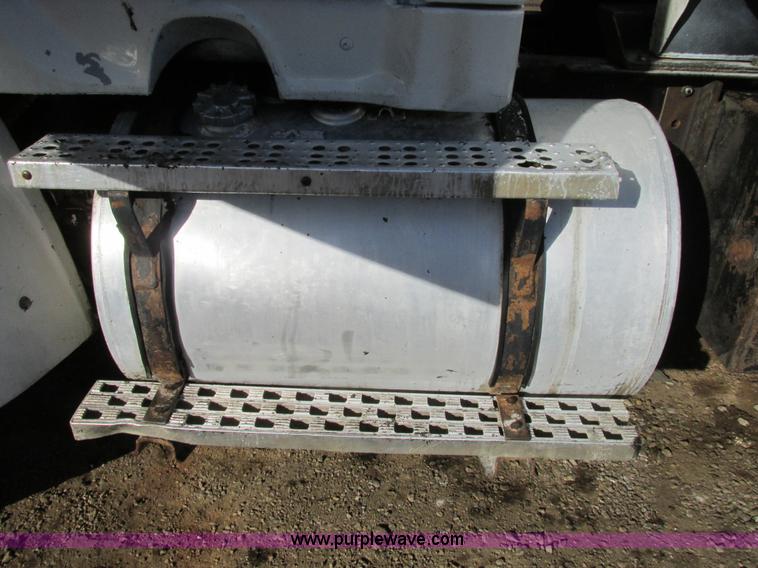 image for item AW9825 1998 Ford Sterling dump truck