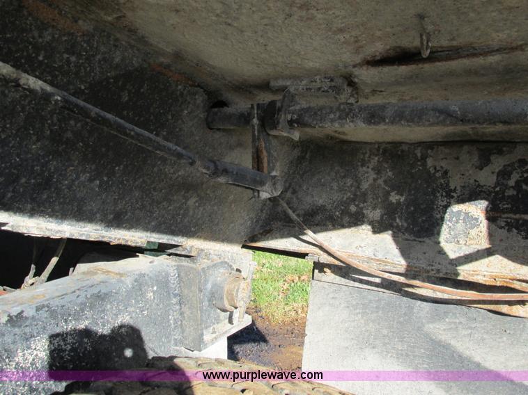 image for item AW9825 1998 Ford Sterling dump truck