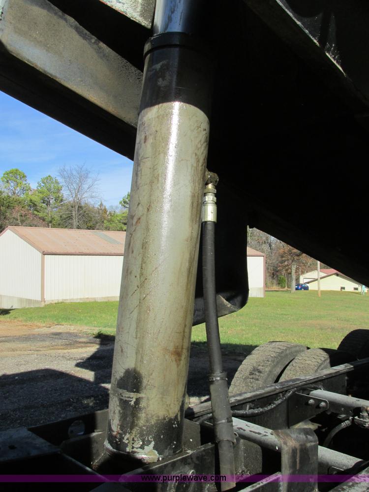 image for item AW9825 1998 Ford Sterling dump truck