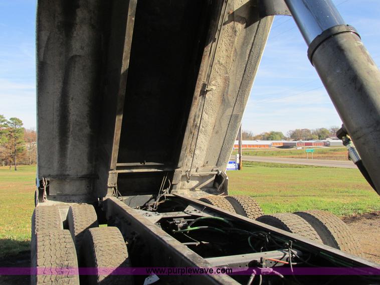 image for item AW9825 1998 Ford Sterling dump truck