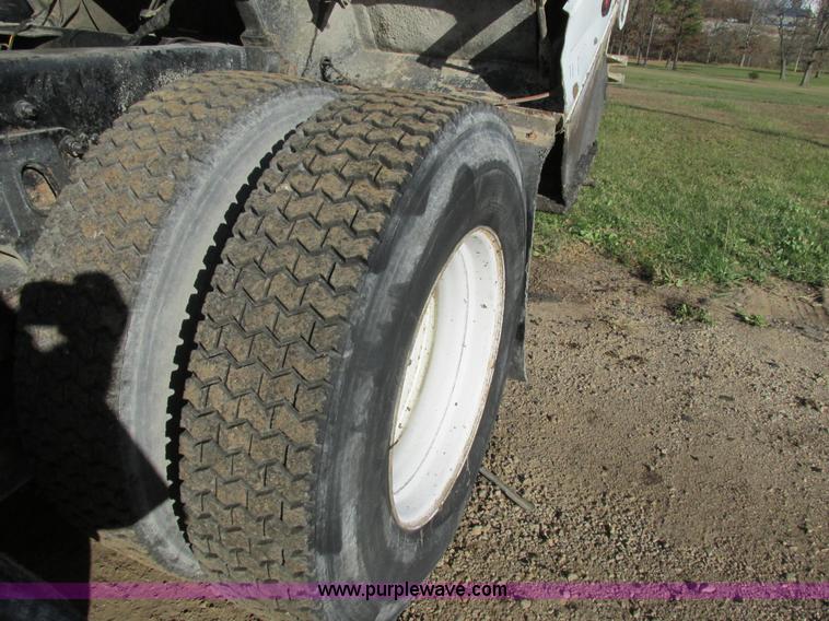 image for item AW9825 1998 Ford Sterling dump truck