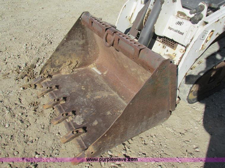 image for item AW9870 2003 Bobcat MT52 compact track loader