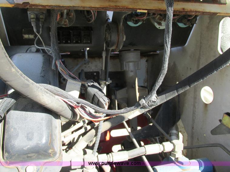 image for item AW9870 2003 Bobcat MT52 compact track loader