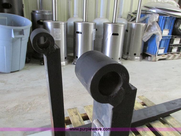 image for item AY9712 48" x 24" forks