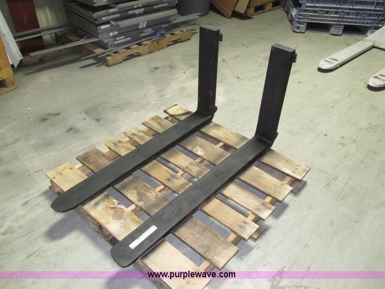 image for item AY9713 47" x 24" forks