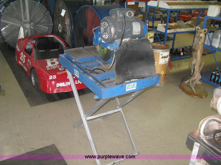 image for item BD9628 Pro-Cut tile saw