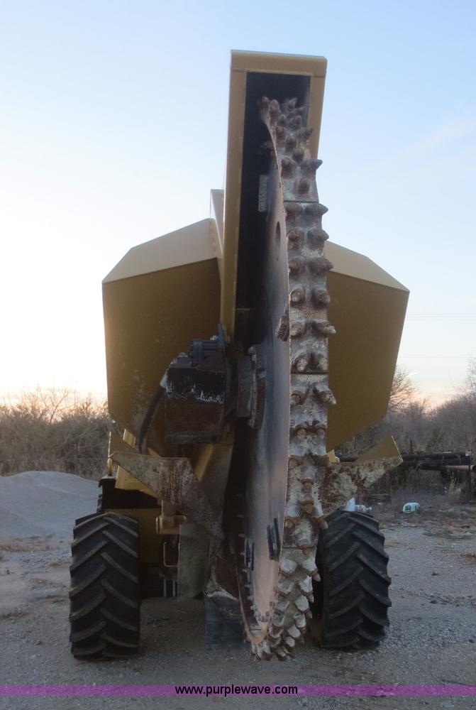 image for item D2223 2006 Vermeer RT1250 rock saw