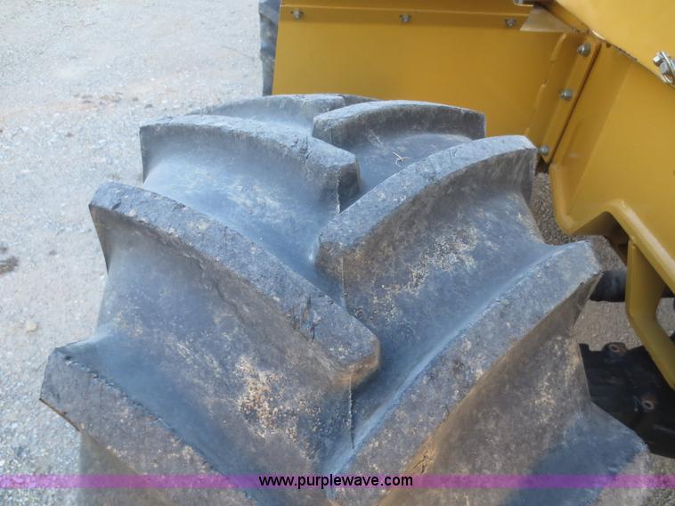 image for item D2223 2006 Vermeer RT1250 rock saw