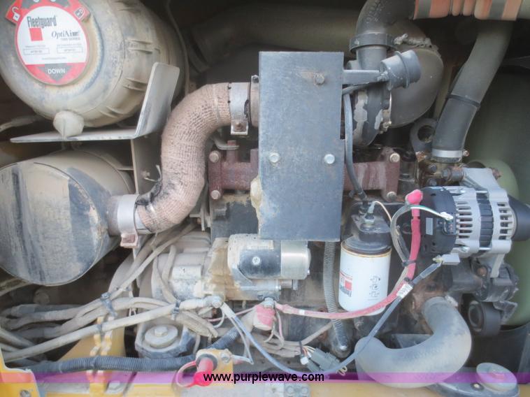 image for item D2223 2006 Vermeer RT1250 rock saw