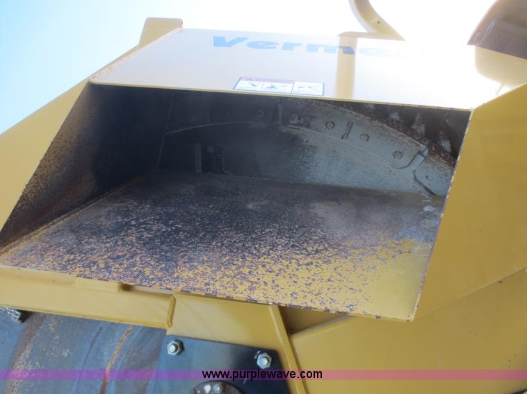 image for item D2223 2006 Vermeer RT1250 rock saw