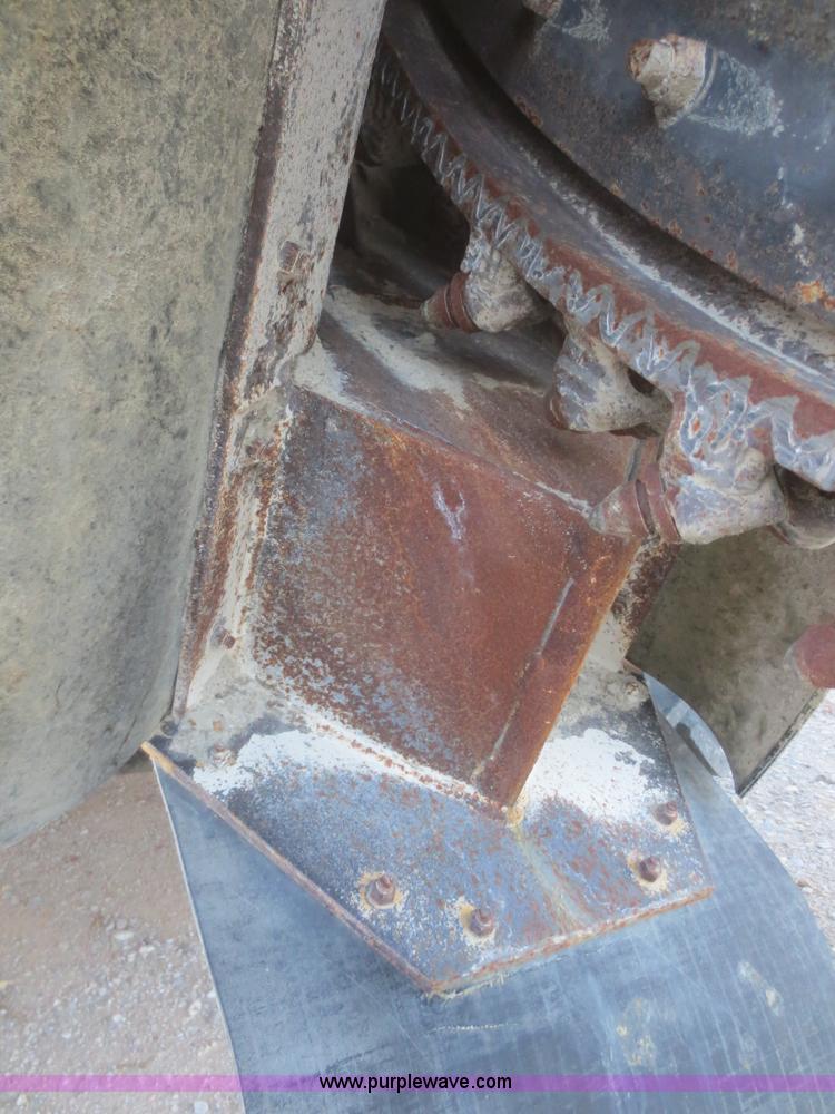 image for item D2223 2006 Vermeer RT1250 rock saw