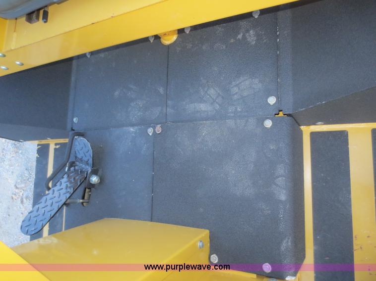 image for item D2223 2006 Vermeer RT1250 rock saw