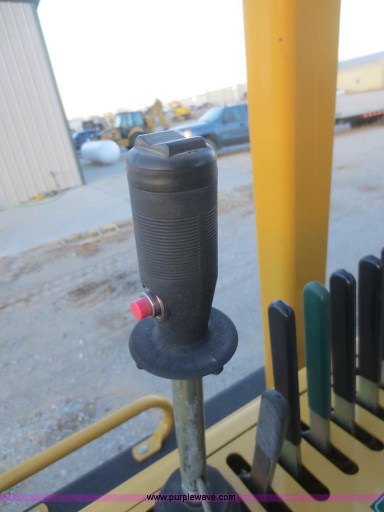 image for item D2223 2006 Vermeer RT1250 rock saw