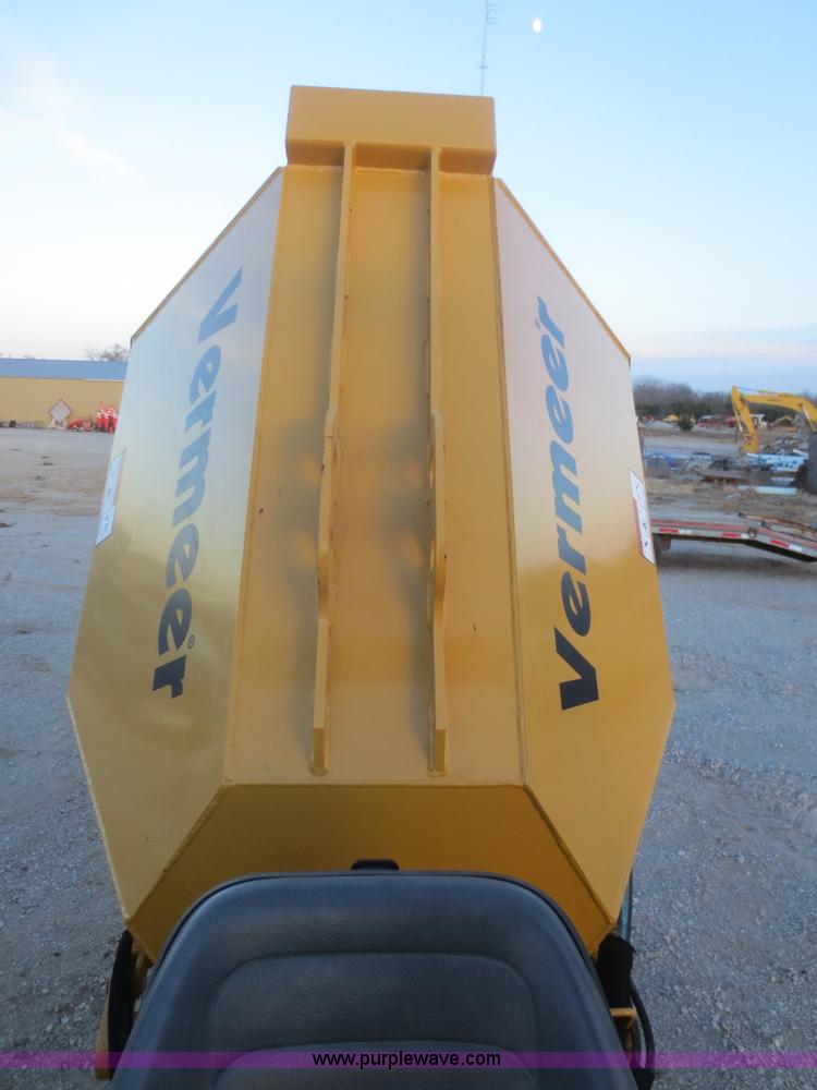 image for item D2223 2006 Vermeer RT1250 rock saw