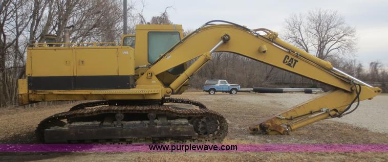image for item D2230 1991 Caterpillar 225D-LC excavator