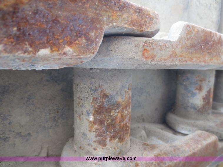 image for item D2230 1991 Caterpillar 225D-LC excavator