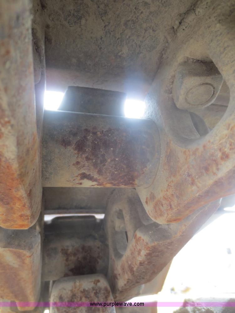 image for item D2230 1991 Caterpillar 225D-LC excavator