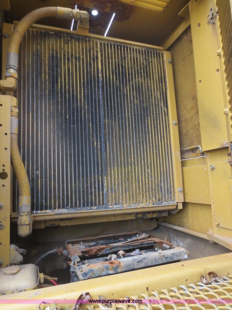 image for item D2230 1991 Caterpillar 225D-LC excavator