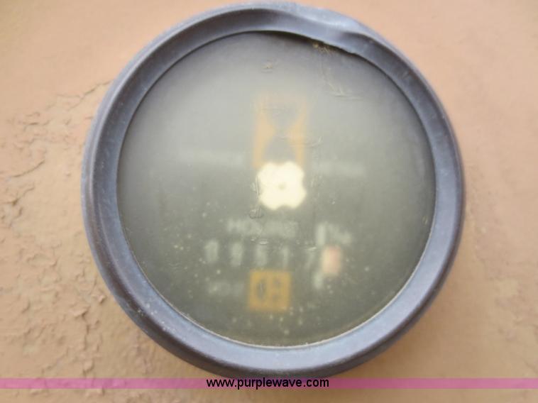 image for item D2230 1991 Caterpillar 225D-LC excavator