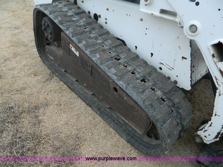 image for item D6108 2007 Bobcat T190 skid steer