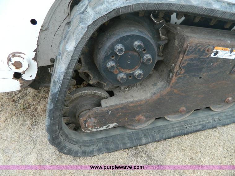 image for item D6108 2007 Bobcat T190 skid steer