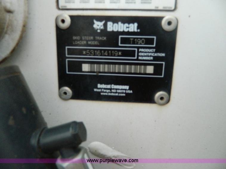 image for item D6108 2007 Bobcat T190 skid steer