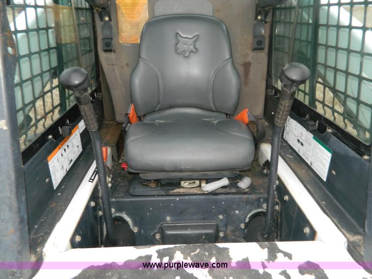 image for item D6108 2007 Bobcat T190 skid steer