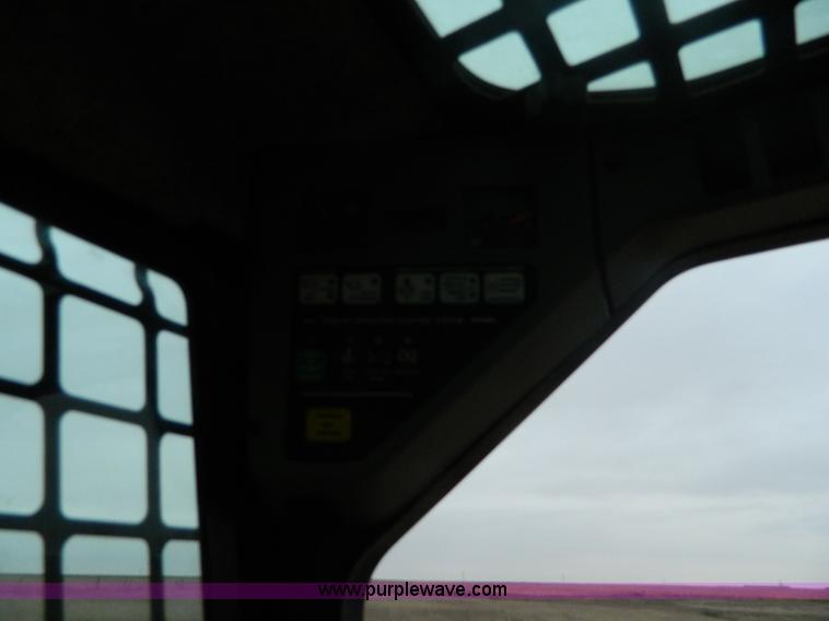 image for item D6108 2007 Bobcat T190 skid steer