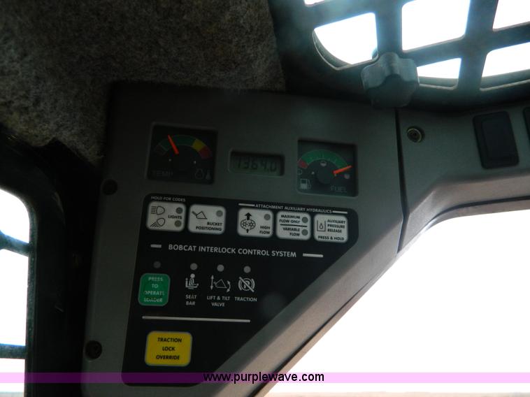 image for item D6108 2007 Bobcat T190 skid steer
