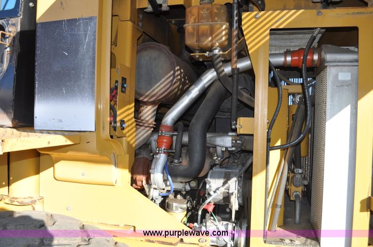 image for item F2107 2006 Caterpillar 930G integrated tool carrier