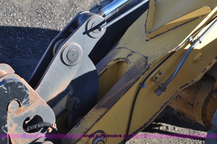 image for item F2107 2006 Caterpillar 930G integrated tool carrier