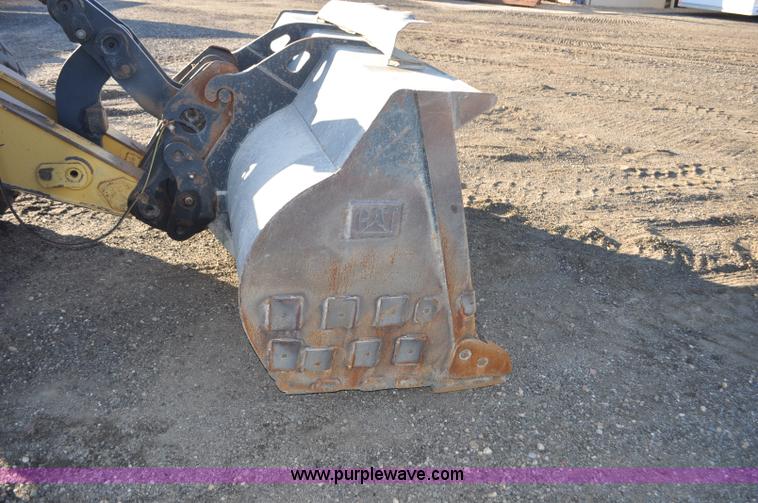 image for item F2107 2006 Caterpillar 930G integrated tool carrier